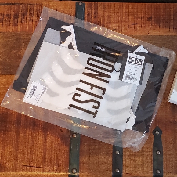 ☠ Iron Fist Bone In Crop Tank ☠ - Picture 9 of 16